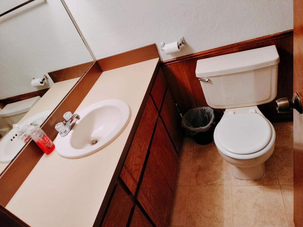Golden Sunflower'S Apt B1 Лотон Экстерьер фото